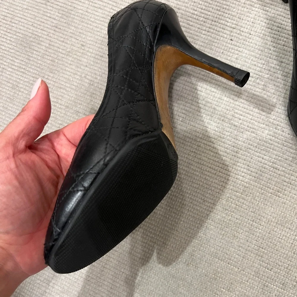 Dior Quilted Pump - Picture 6 of 12